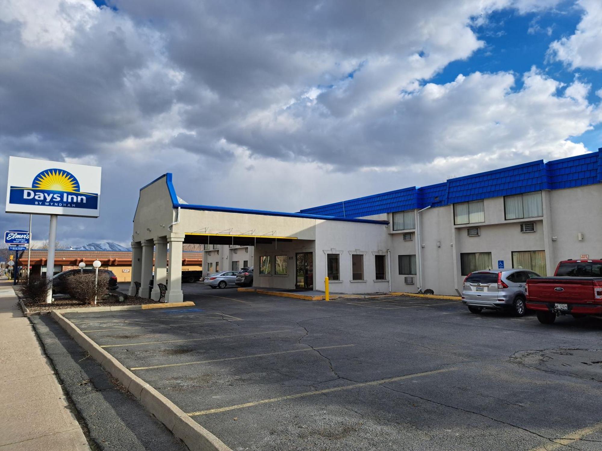 Days Inn By Wyndham Pocatello University Area Екстериор снимка